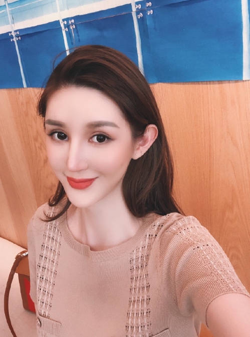 张婉婷的第一张照片--泉州中老年相亲网