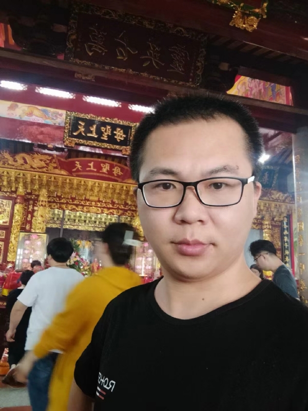 天哥的第二张照片--泉州中老年相亲网