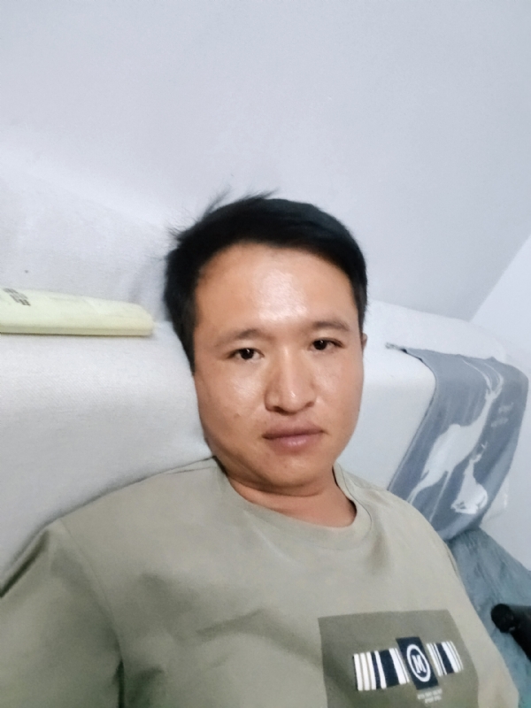 陌生人的第三张照片--泉州中老年相亲网